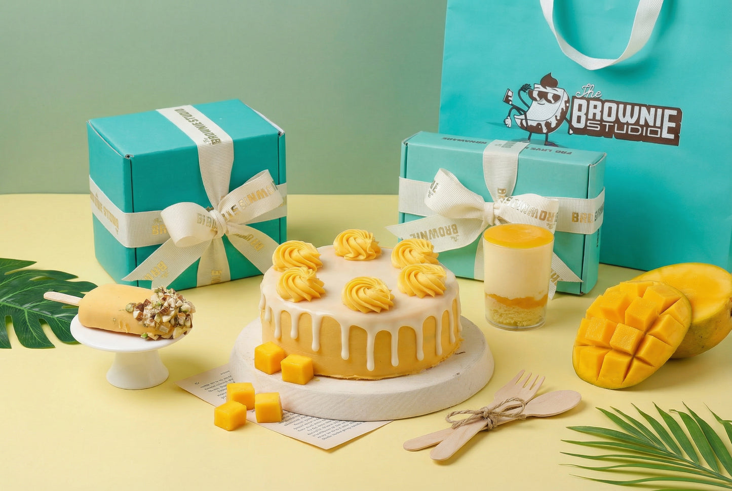 Artisty Mango Special Gift Hamper Bag