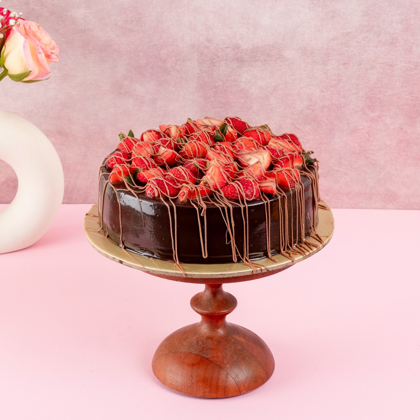 Strawberry Dense Chocolate Cake (500 Grams)