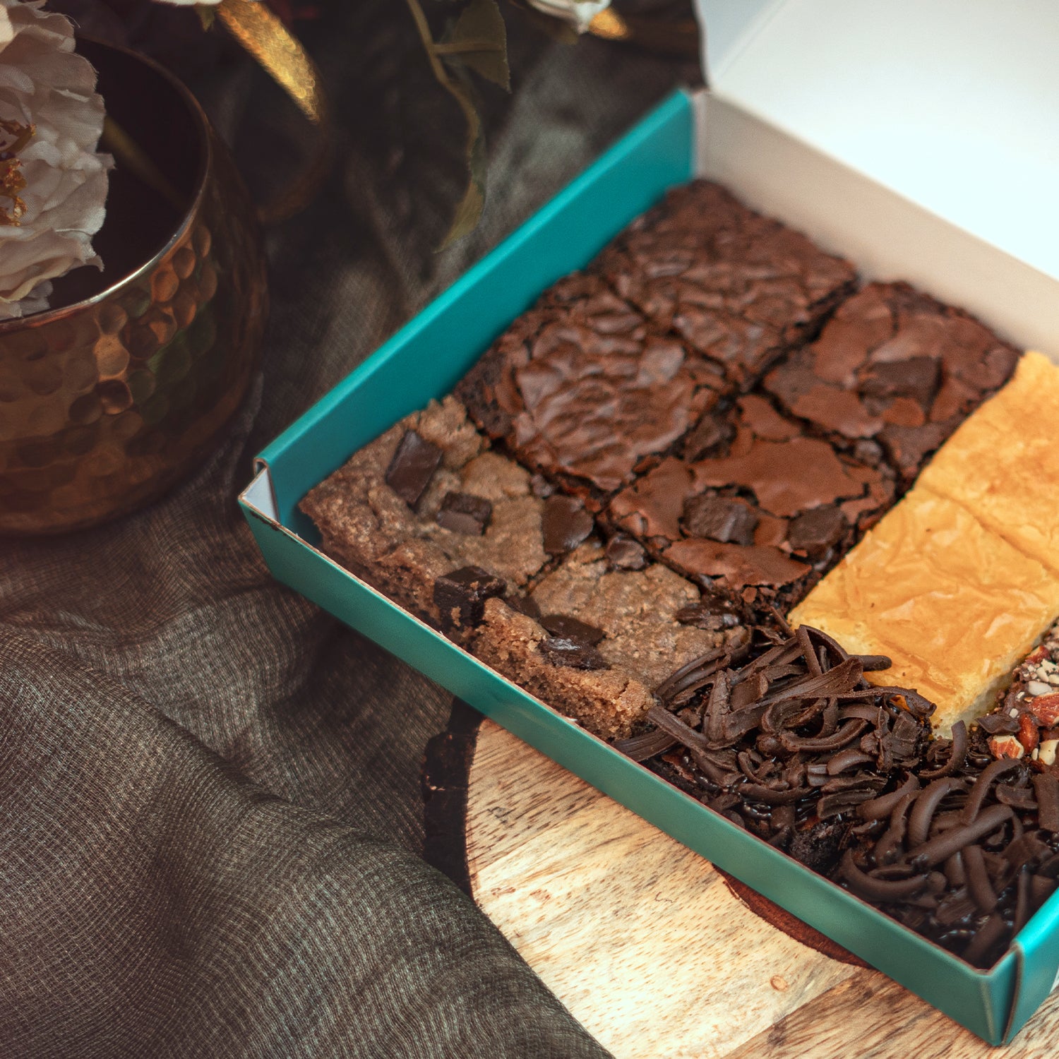 Brownie Box – THE BROWNIE STUDIO