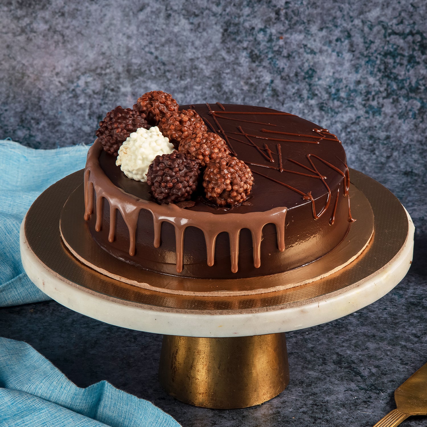 Chocolate Truffle Cake (500g) – Raj Uphaar