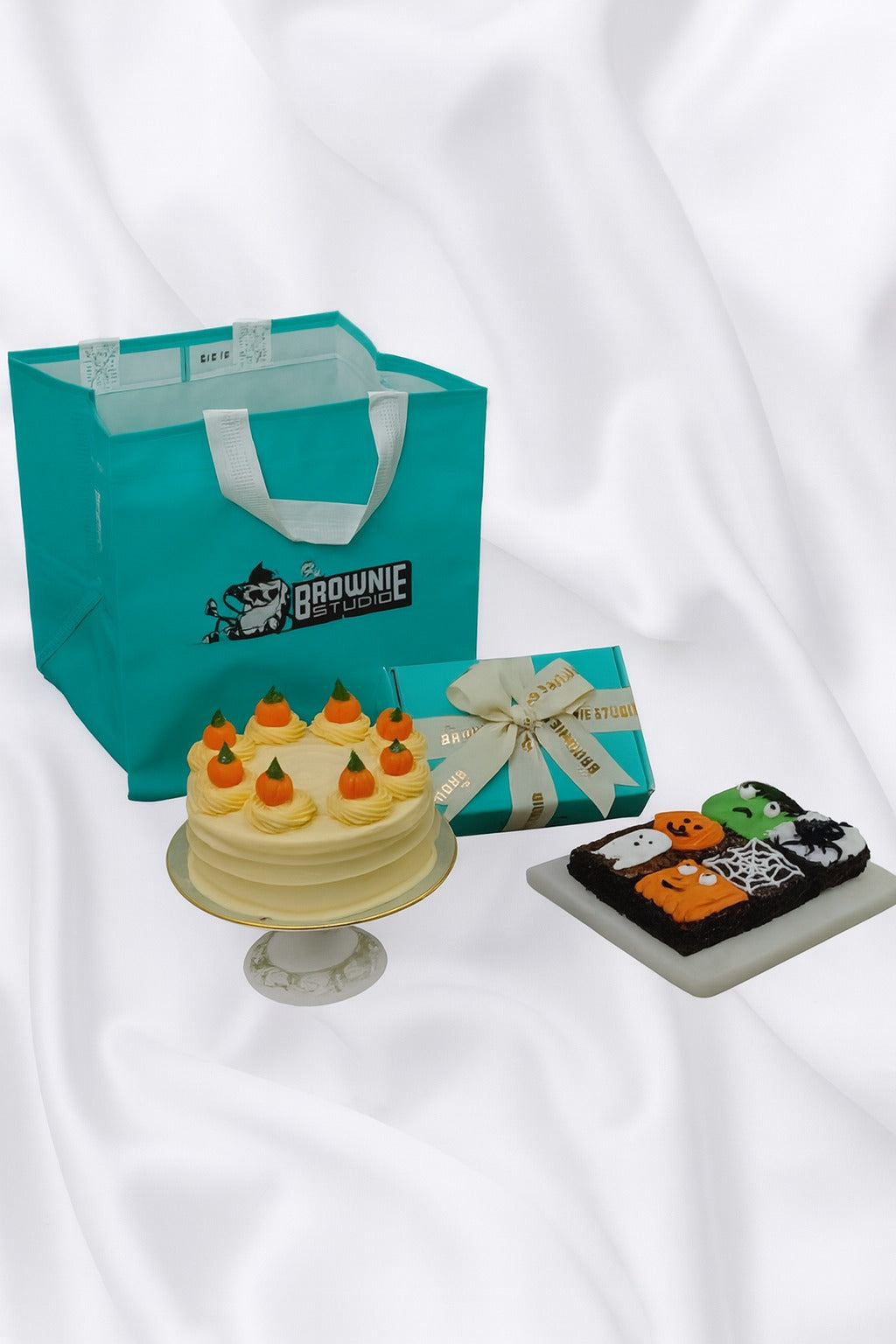 Silver Halloween Special Gift Hamper Bag