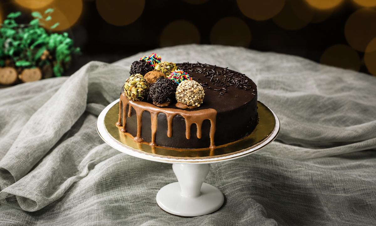 Exotic Chocolate Truffle Cake (650g)