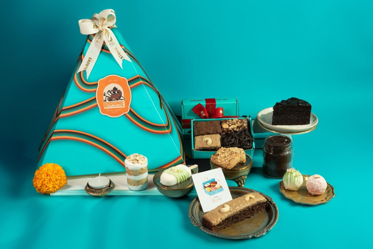 Diwali Special Triangle Premium Gift Hamper