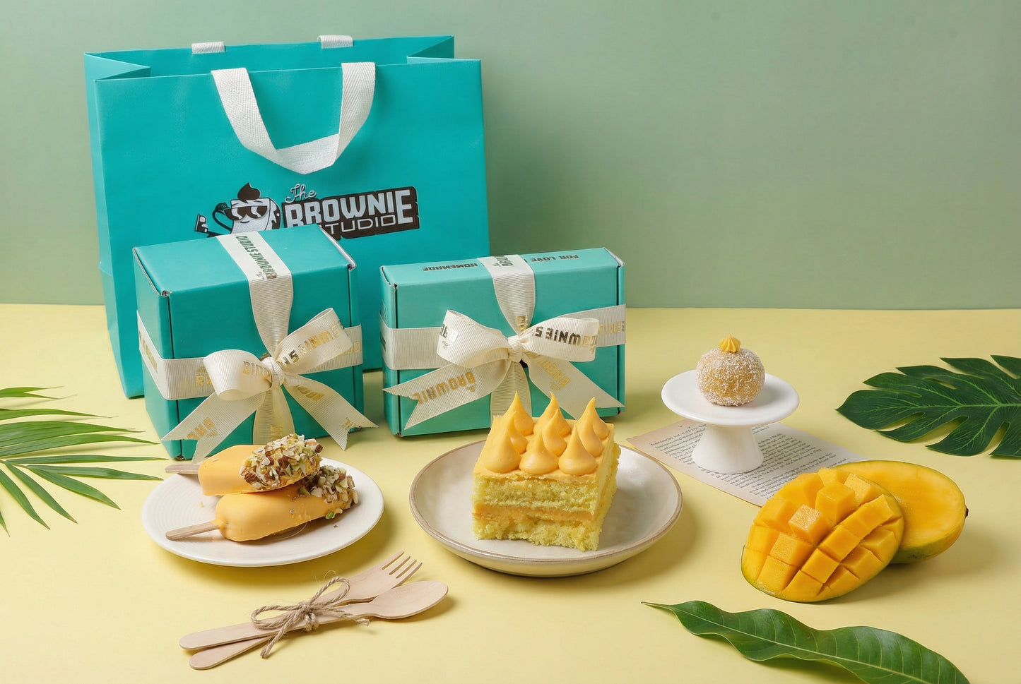 Friendly Mango Special Gift Hamper Bag