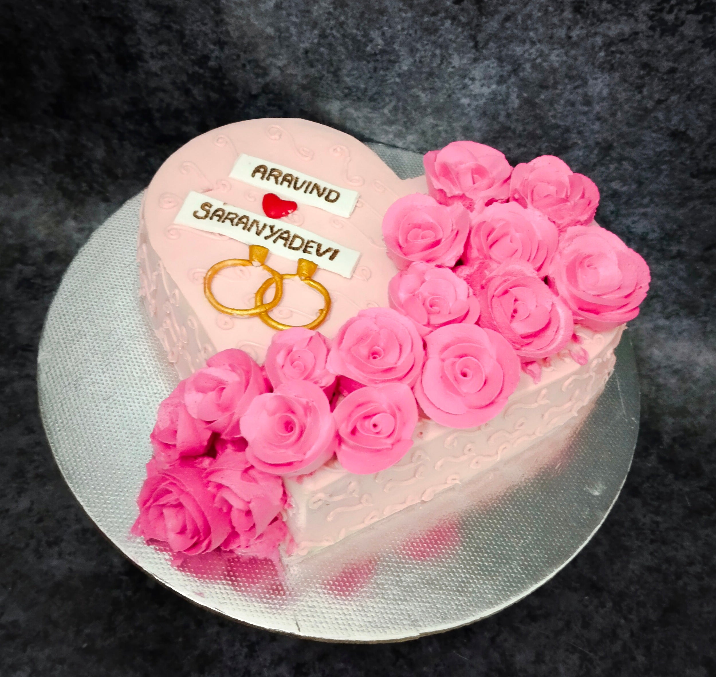 Charming Beauty Cake - 1kg - The Blissburry