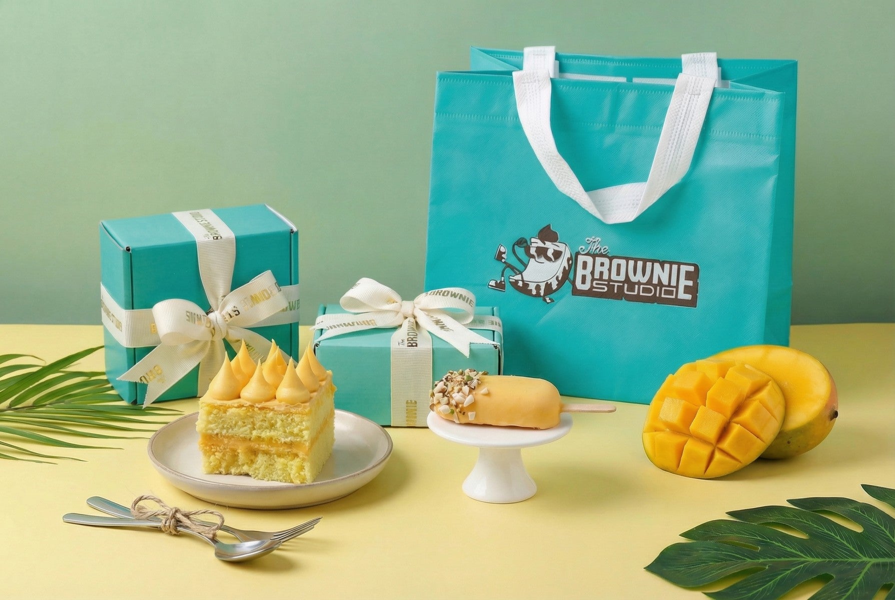 Joyful Mango Special Gift Hamper Bag