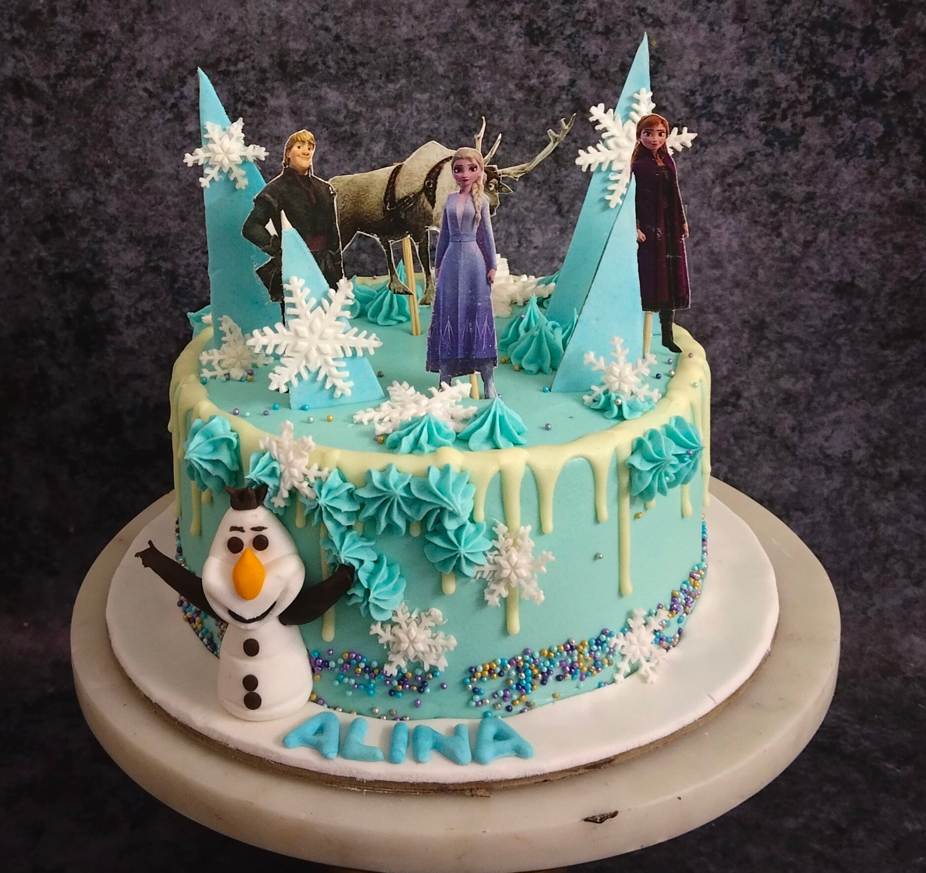 Frozen cake - FunCakes
