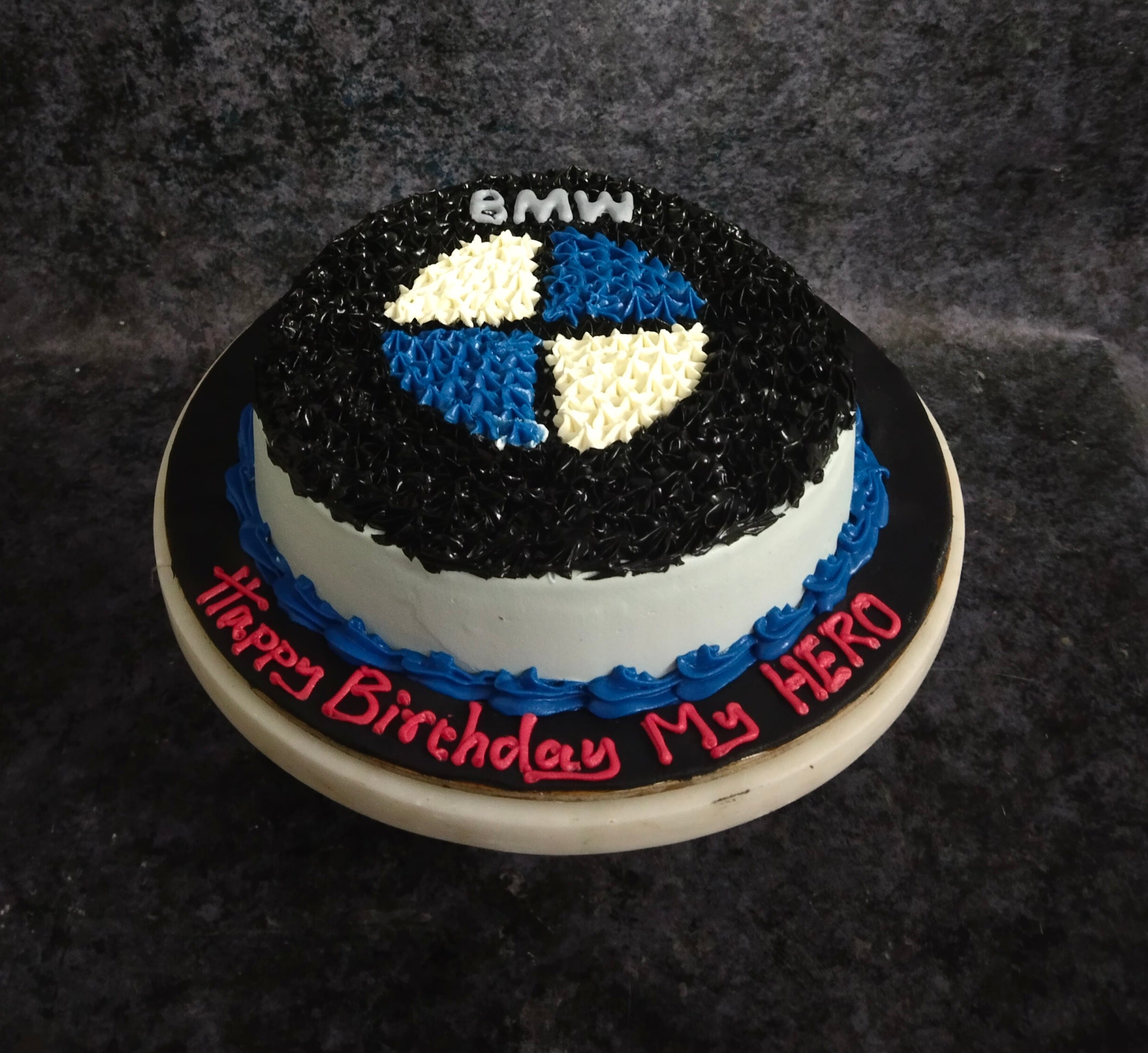 BMW car cake
