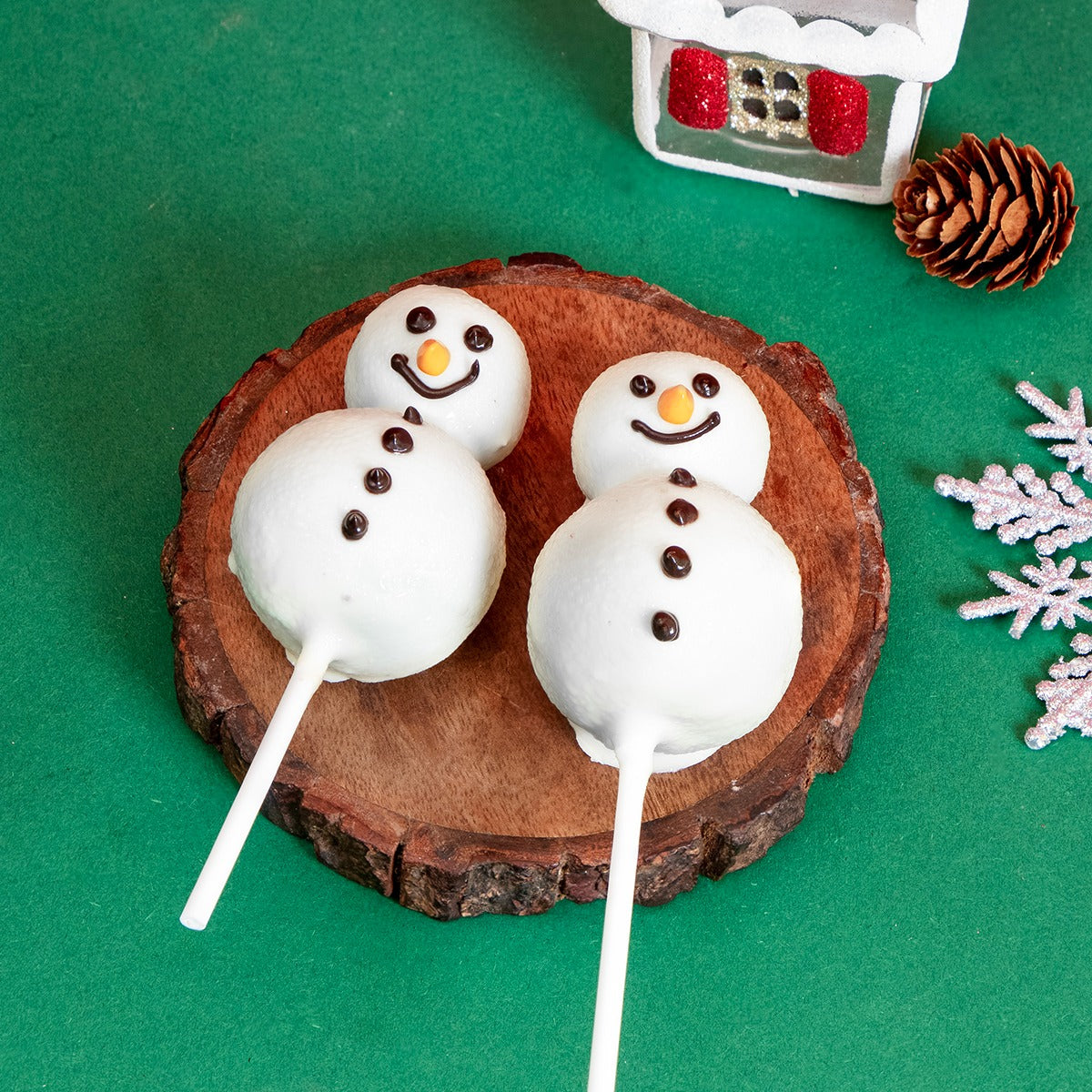 Snowman Christmas Cakesicle